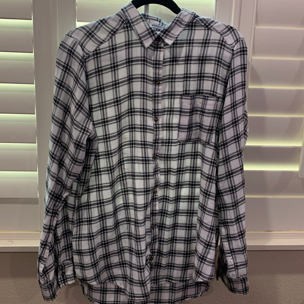 Black & White Buttoned Up Flannel